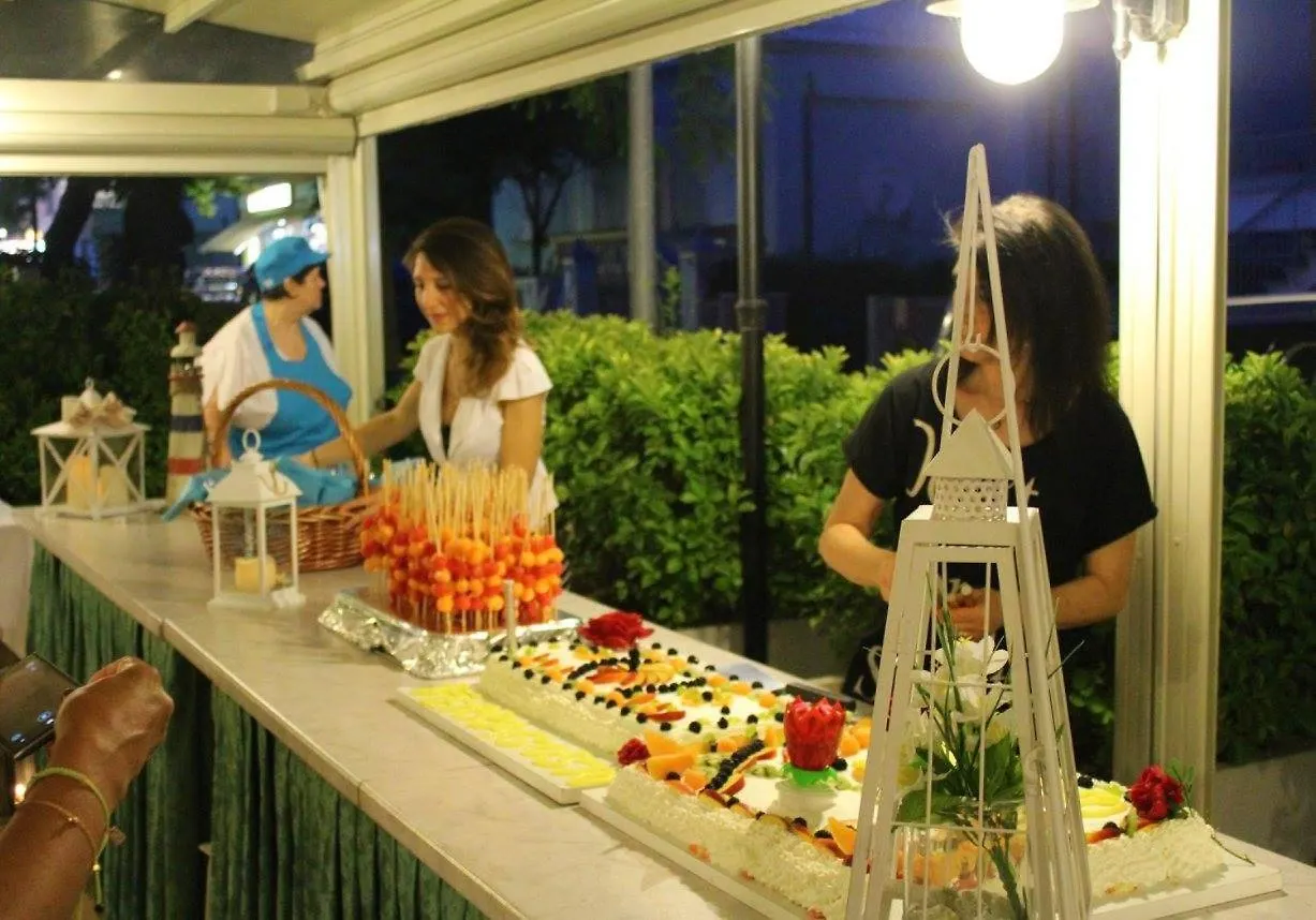 ***  Hotel Locarno Cattolica Italia